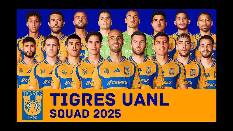 Cầu thủ Tigres UANL chuyền bóng chính xác trước FC Cincinnati
